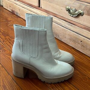 Dolce Vita Cream Heeled Boots